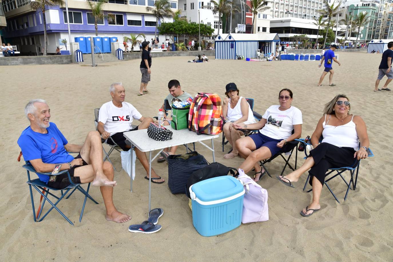 Las Canteras, preparada para los fuegos de San Juan