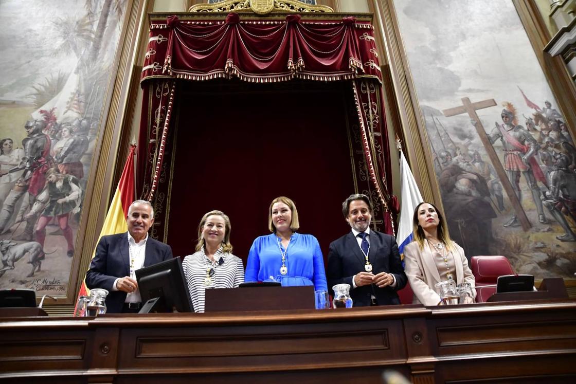El inicio de la XI legislatura del Parlamento de Canarias, en imágenes