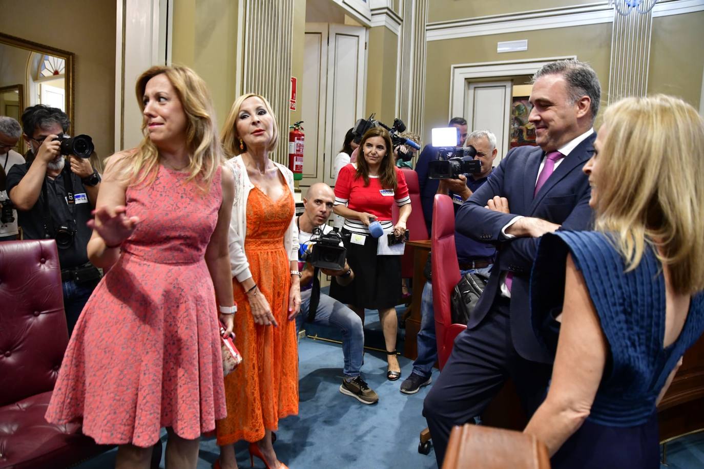 El inicio de la XI legislatura del Parlamento de Canarias, en imágenes