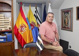 Juan Jesús Ortega Machín en su despacho en el Victoria.