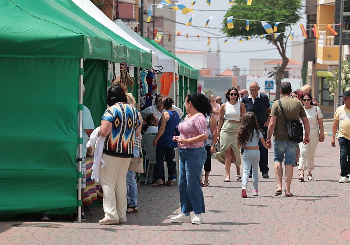 Dos santos y una misma fiesta en Ingenio