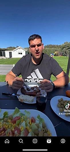 'El Patica', en uno de sus vídeos.