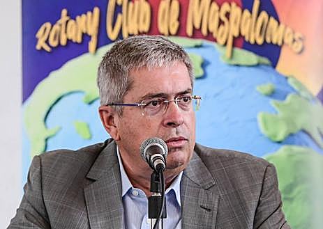 Imagen secundaria 1 - Los rotarios reúnen en Maspalomas a 30 jóvenes de diez países por la paz