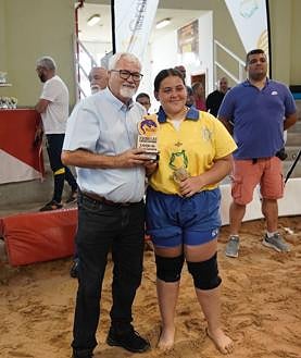 Imagen secundaria 2 - Deleite con los alevines e infantiles