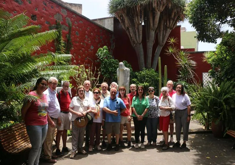 La Asociación de Amigos de Unamuno visita Gran Canaria