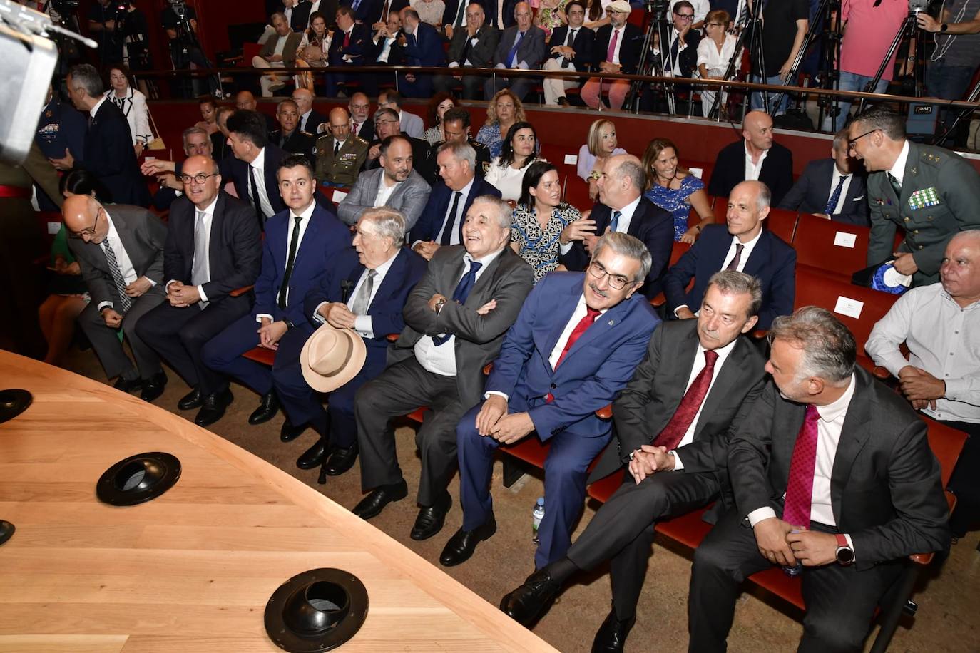 El álbum de la toma de posesión de Fernando Clavijo