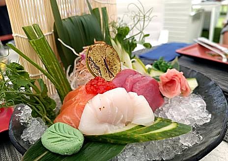 Imagen secundaria 1 - No es un sueño, es Perchel Beach Club