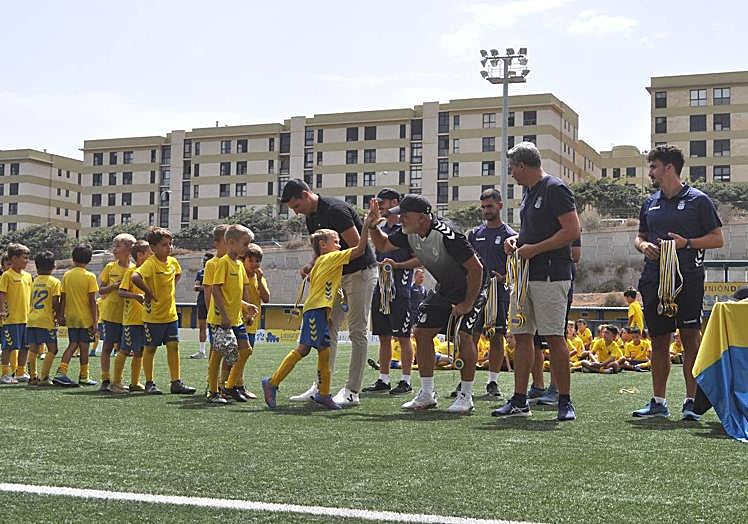 Imagen principal - Un fin de fiesta perfecto en el Anexo