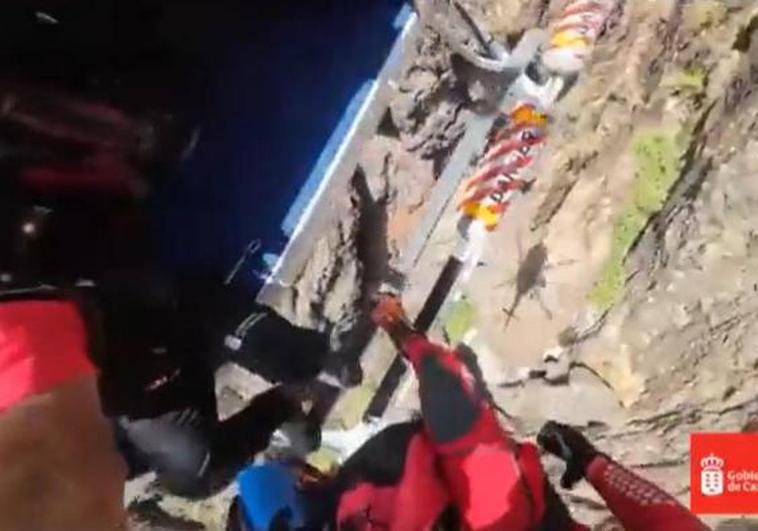 Rescatan a una mujer que sufrió una caída en el Barranco de Carrizales, Tenerife