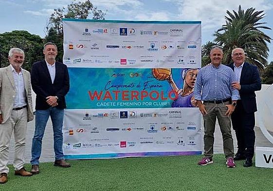 Durante la presentación.