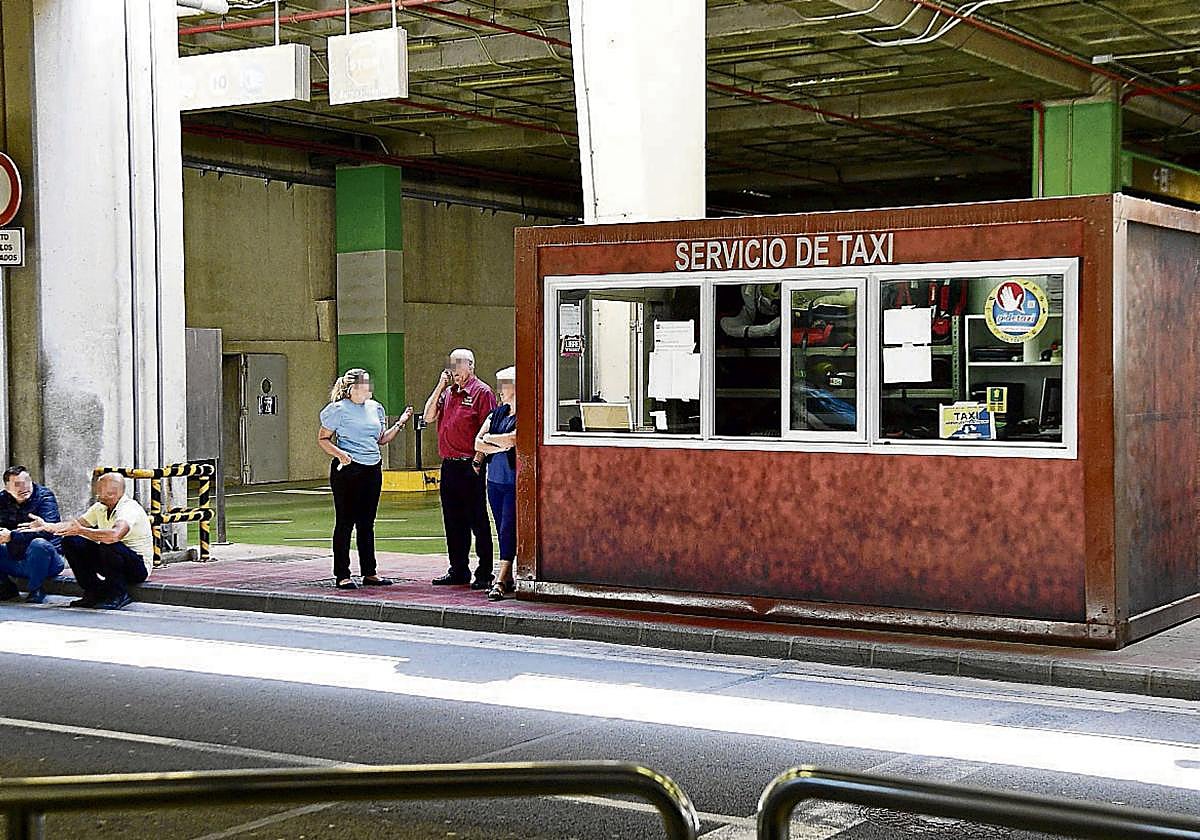 Foto de archivo de los apuntadores en el aeropuerto de Gran Canaria.