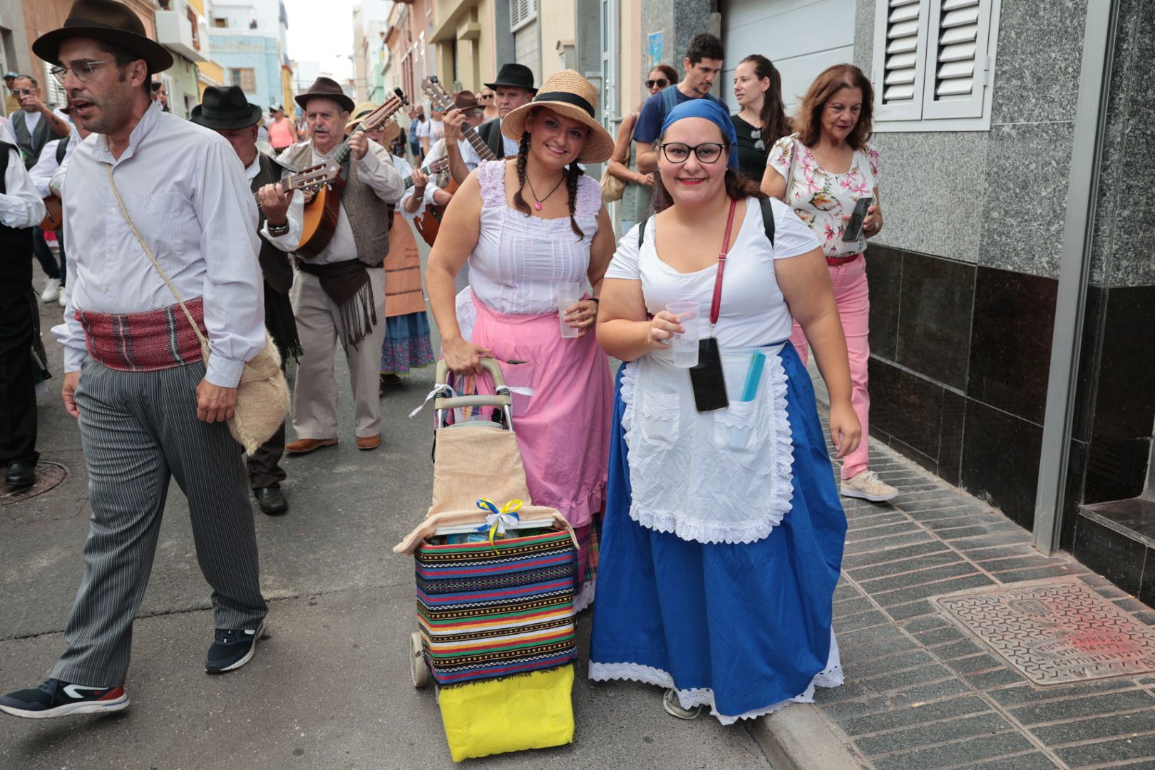 La romería marinera de La Isleta, en imágenes