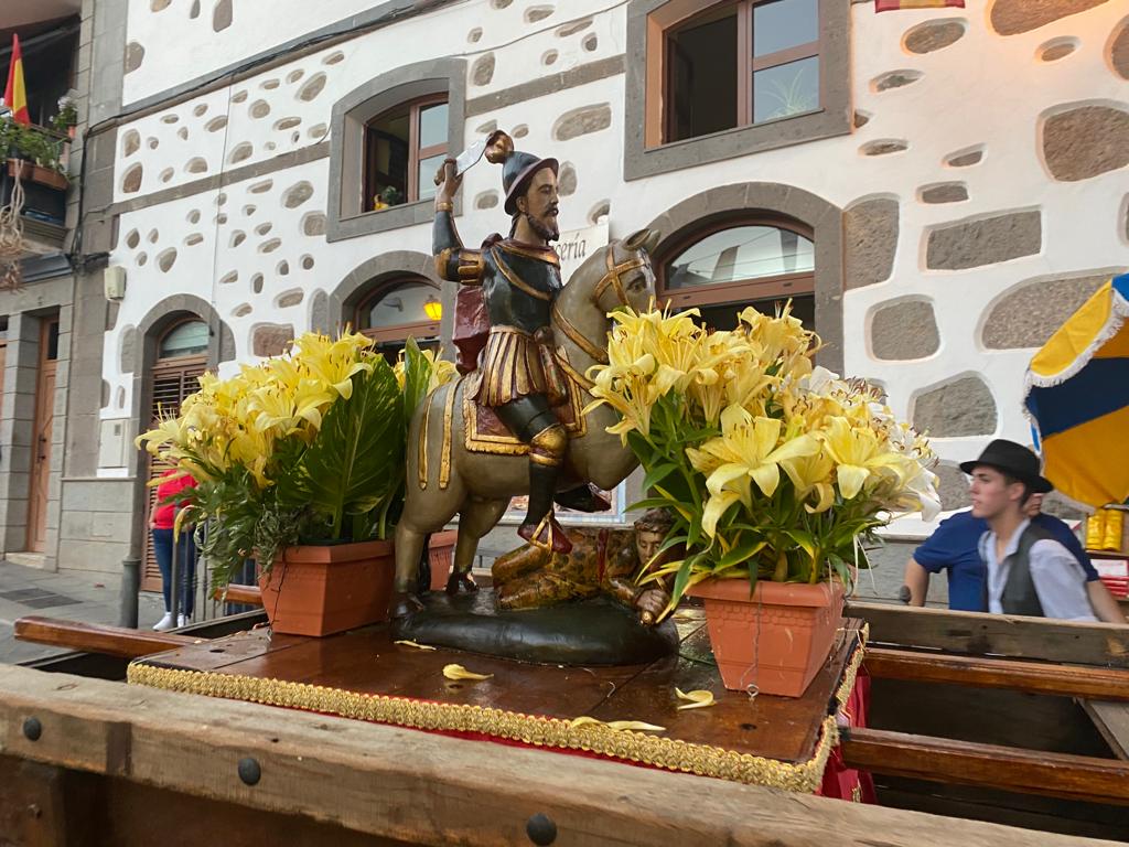 Santiago El Chico, de avanzadilla en su propia romería