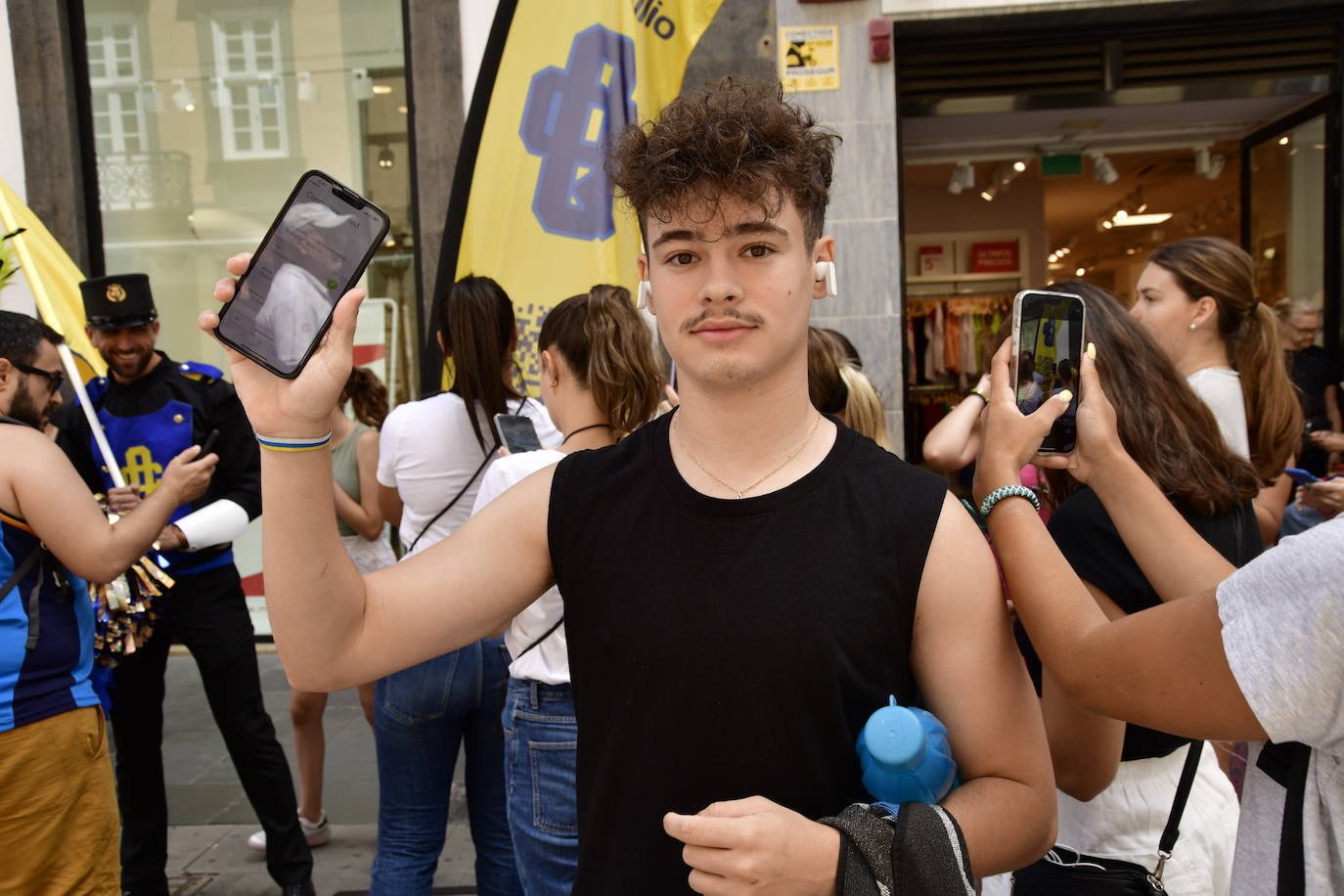 Locura por conseguir entrada a un euro para ver a Quevedo