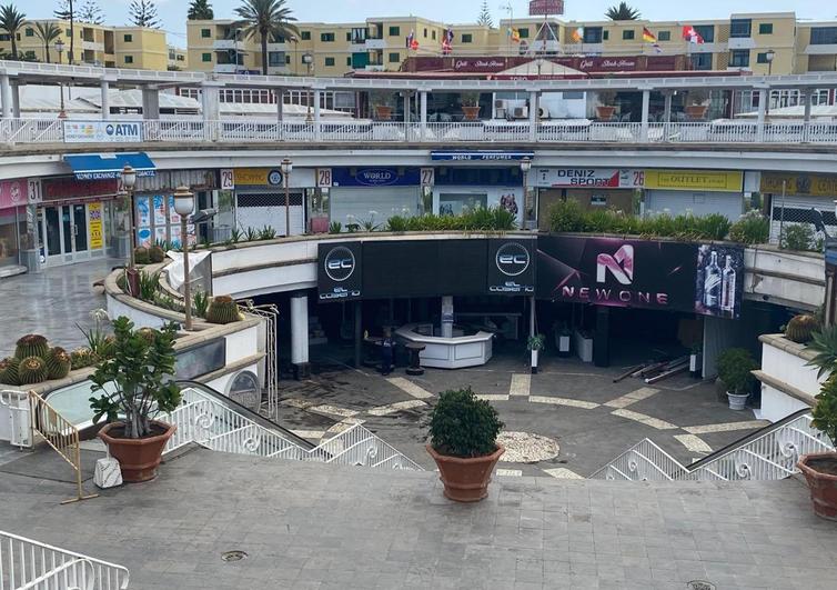 San Bartolomé ordena el desprecinto parcial del centro comercial Plaza