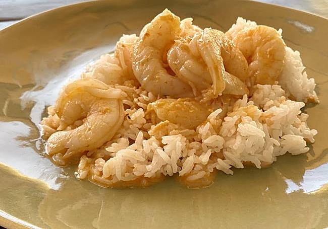 Langostinos al curry rojo