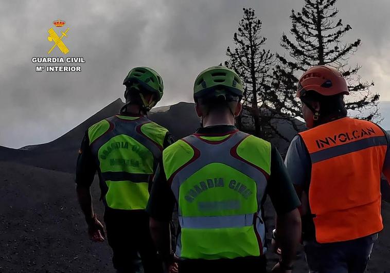 Seguridad y vigilancia en las zonas más cercanas al volcán