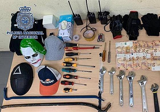 Imagen del material incautado por la Policía Nacional a esta banda de ladrones.