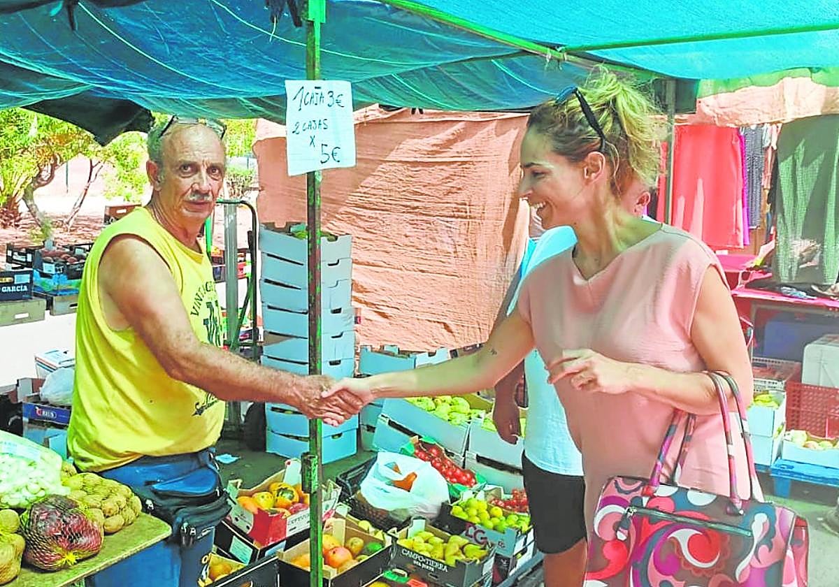 Compromiso para buscar soluciones para el mercadillo de Jinámar