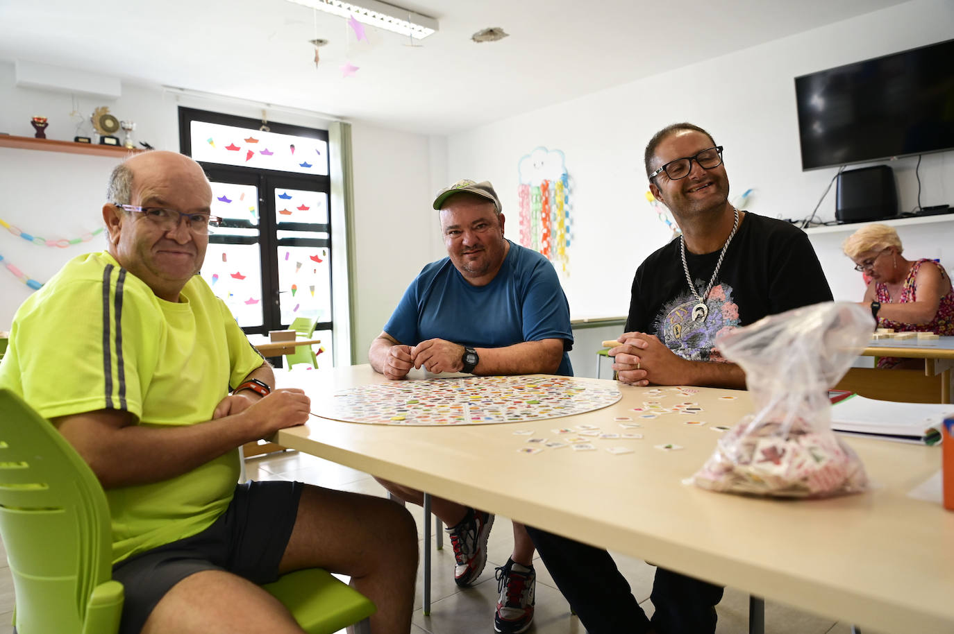 Imagen principal - La soledad encuentra acompañantes en Valleseco