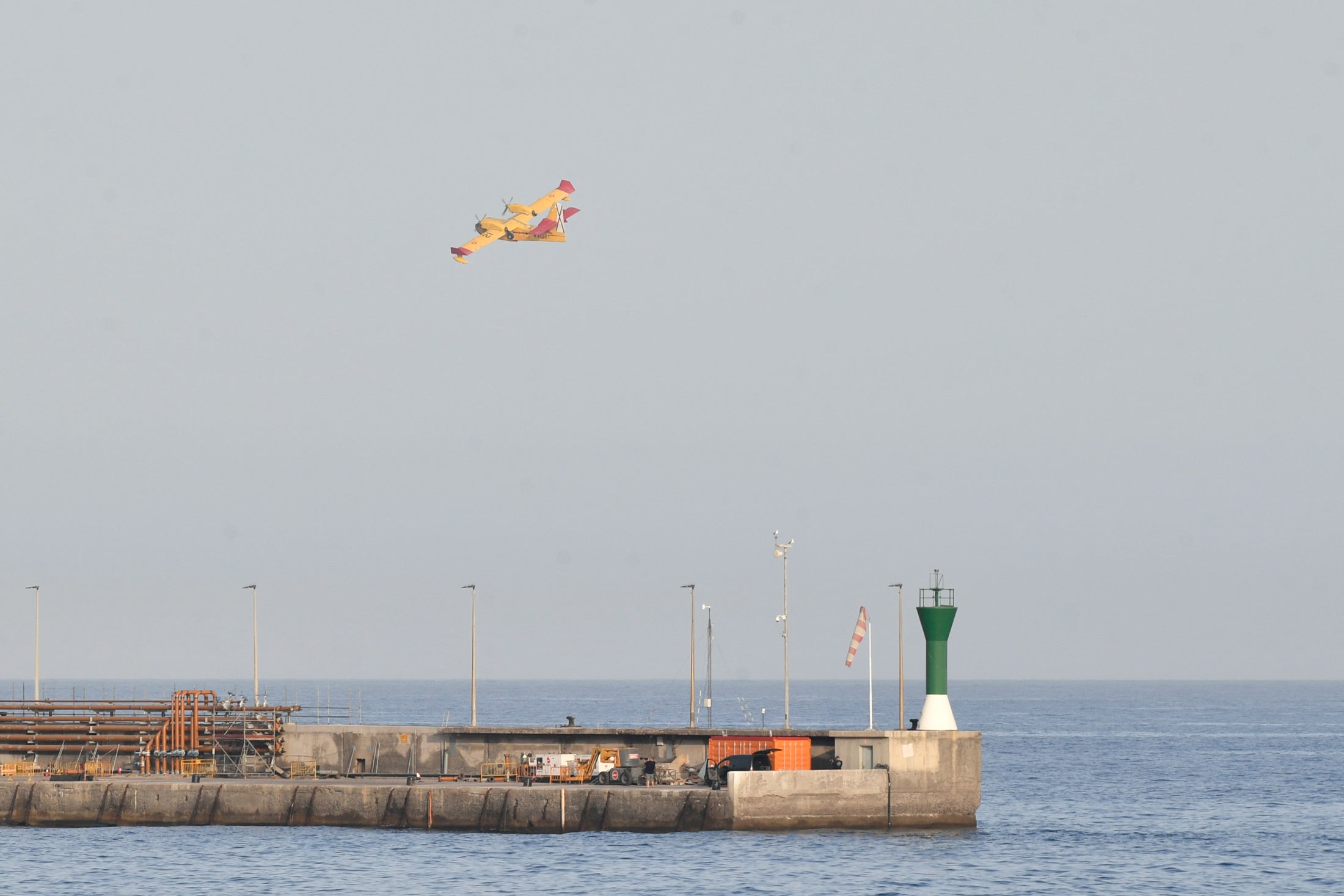 Hidroaviones: La estela de la esperanza sobre Tenerife