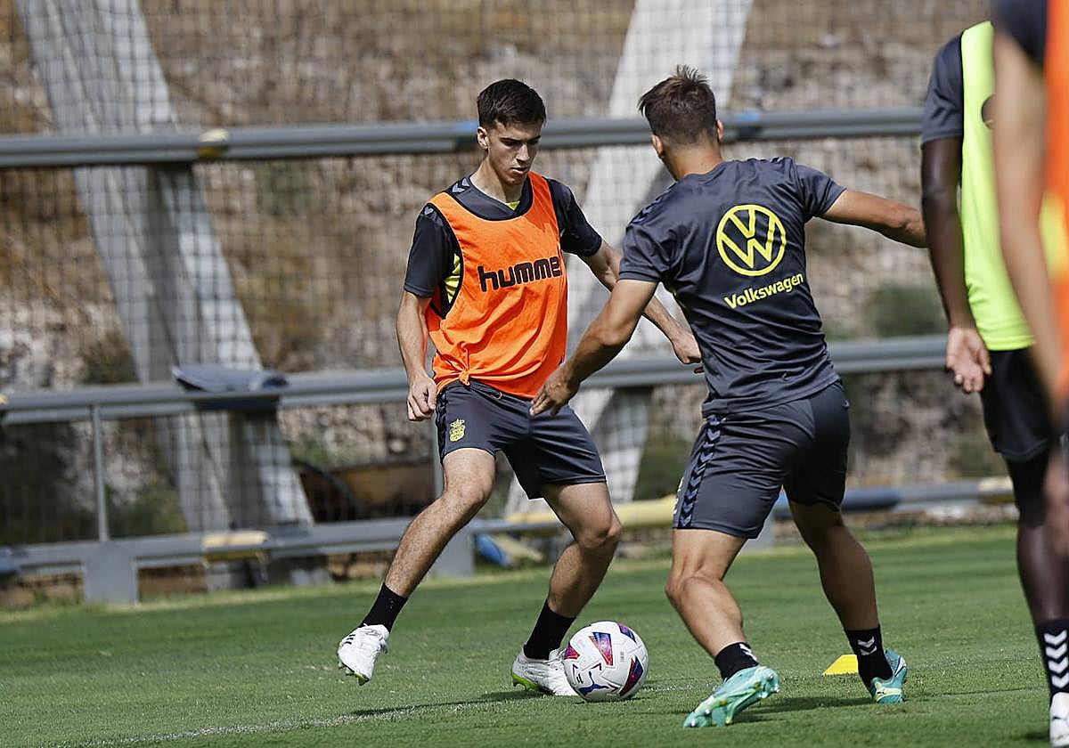 Perrone, en unos de sus entrenamientos con la UD.