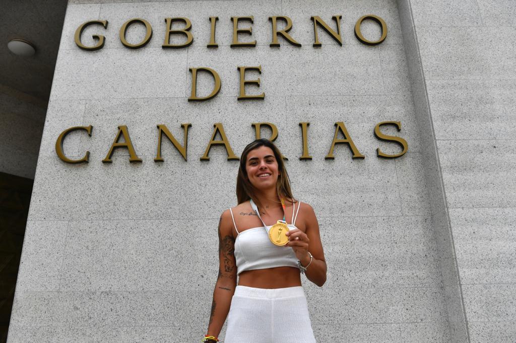Clavijo recibe a la campeona mundial Misa Rodríguez