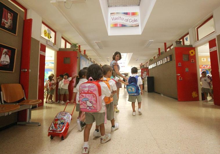 27.000 docentes canarios vuelven al cole con los interinos pendientes de su estabilización