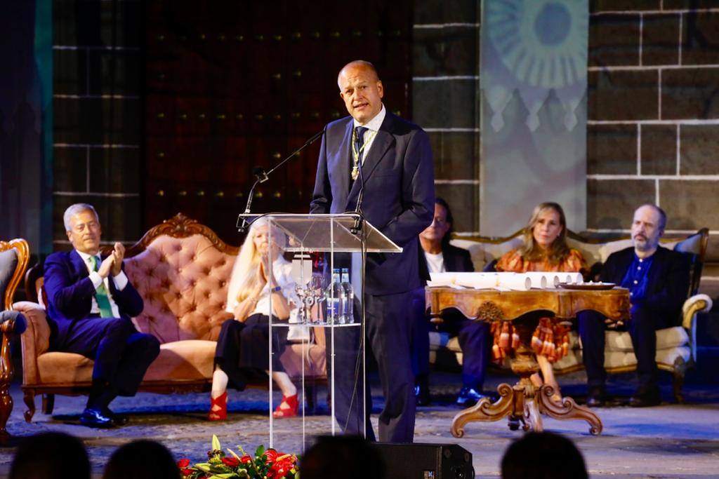 Noche de &#039;honores&#039; en Teror