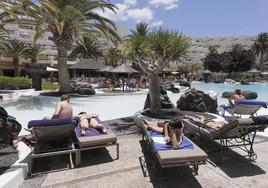 Casi ocho millones de turistas internacionales han visitado Canarias en lo que va de año.