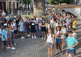 Los niños y niñas de la Escuela Verseadora de Gran Canaria, que dirige Yeray Rodríguez, en Teror.