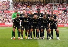 Formación titular de la UD en Girona.