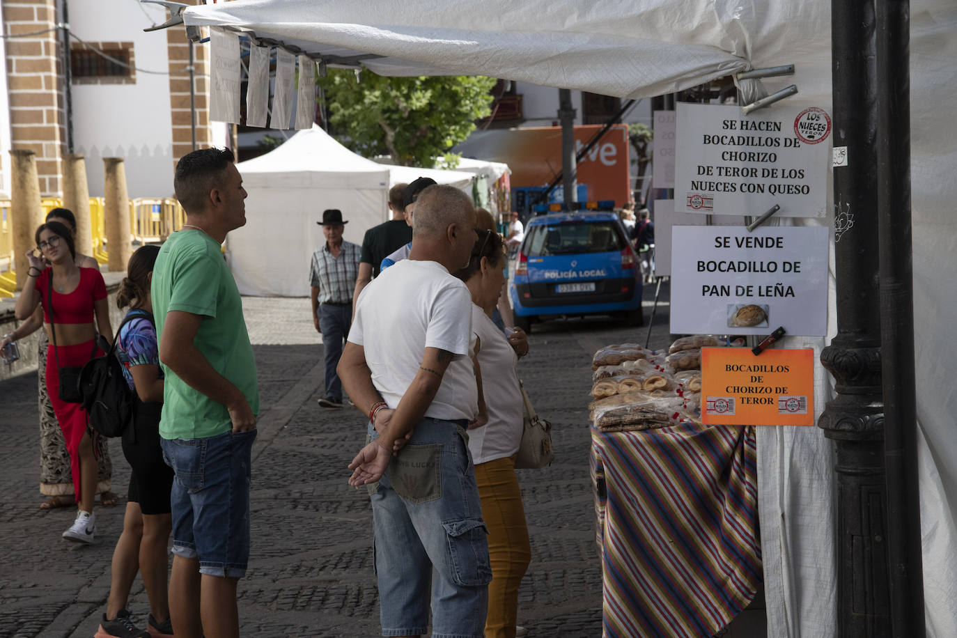 Teror empieza a coger color y ambiente antes de los platos fuertes del Pino