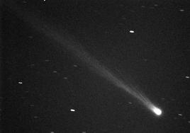 Imagen del paso del cometa Nishimura por Gran Canaria en la madrugada de este miércoles.