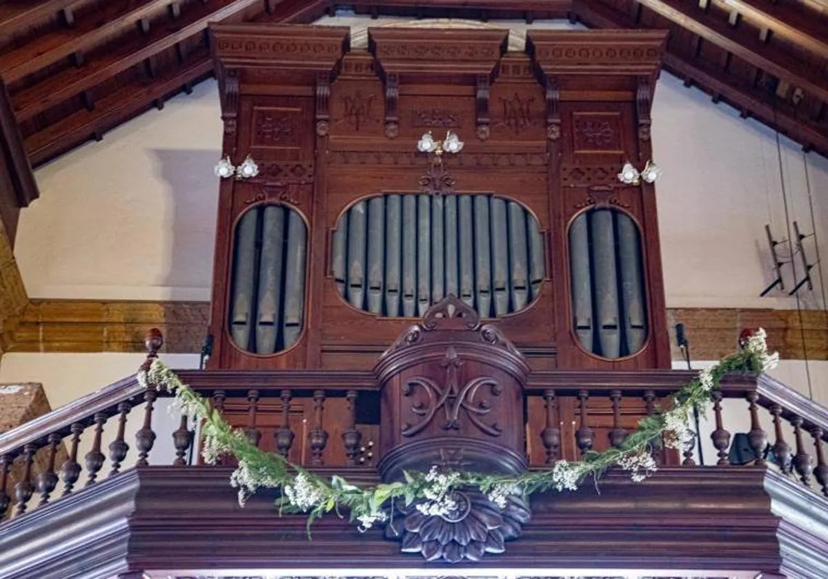 El órgano inglés de la basílica de Teror se encuentra en el coro alto del templo,