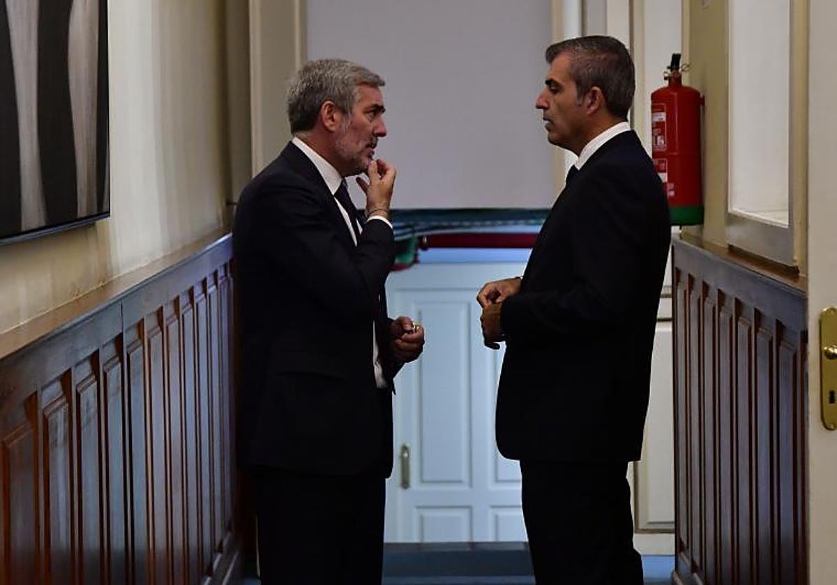 Imagen de archivo de Fernando Clavijo (izq.) y Manuel Domínguez (der.).