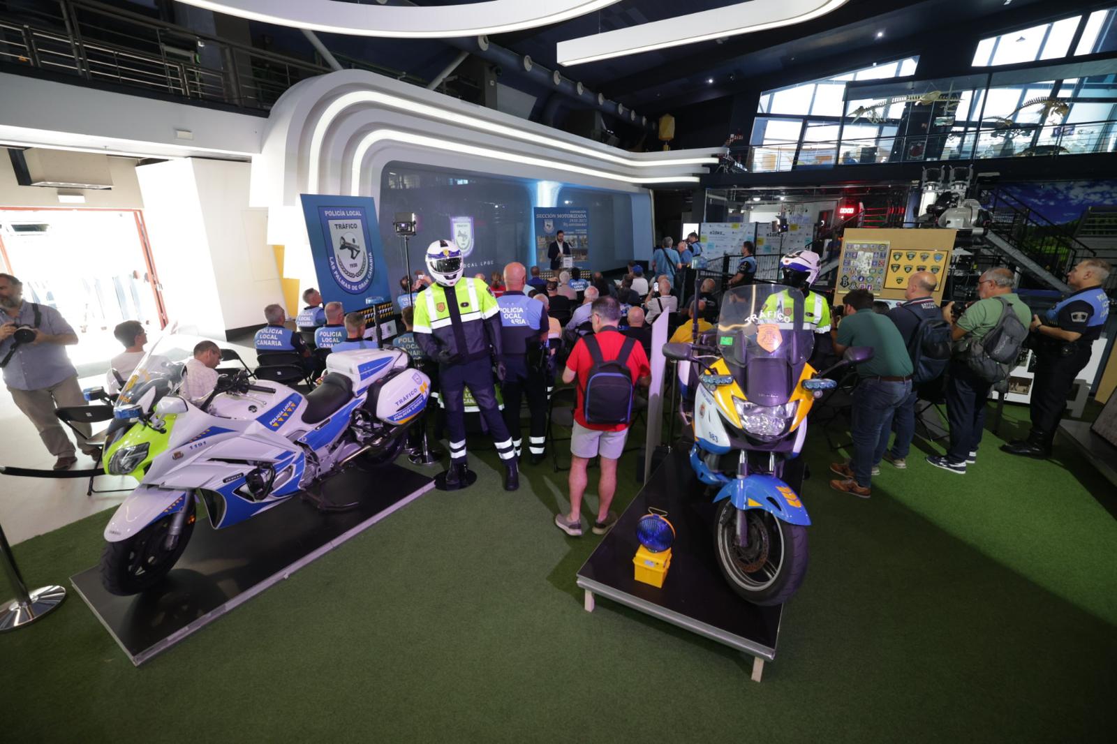 Exposición por el 85 aniversario de la Sección Motorizada de la Policía Local