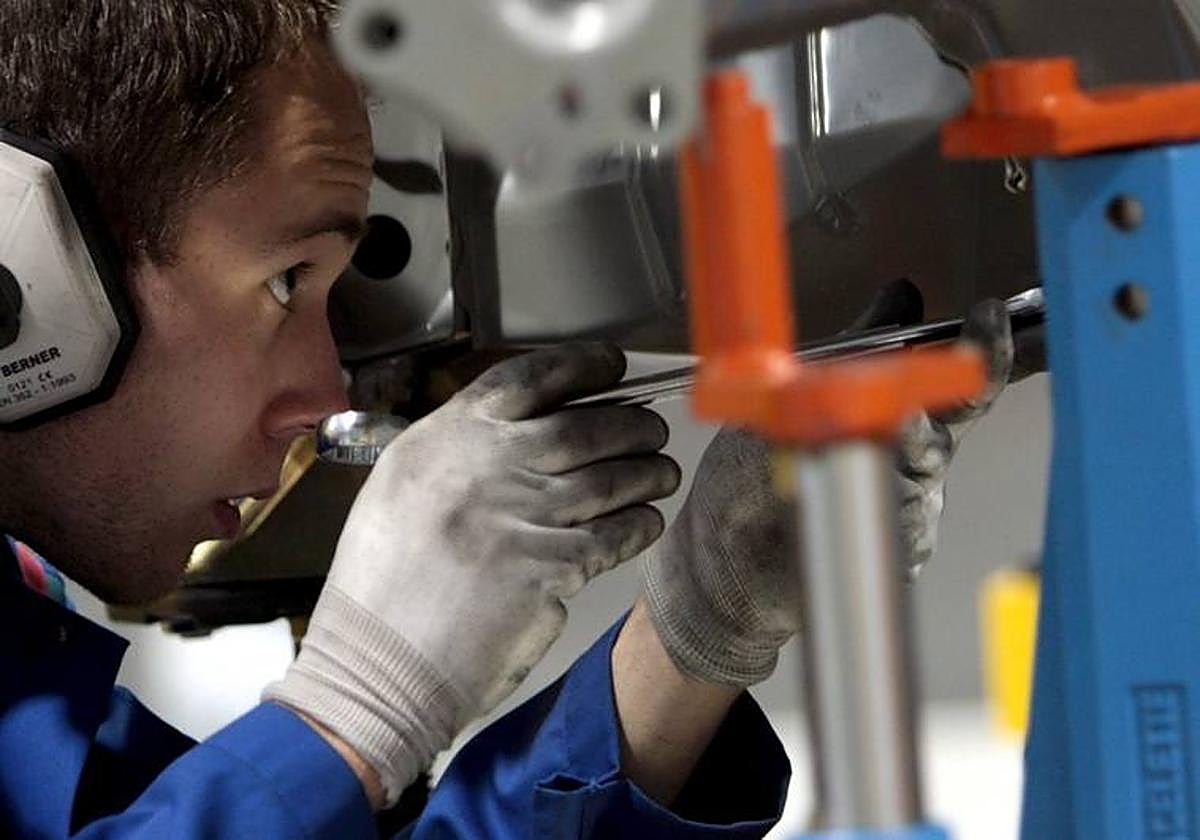 La FP sigue sumando alumnado este curso y las aulas de los pequeños se vacían poco a poco