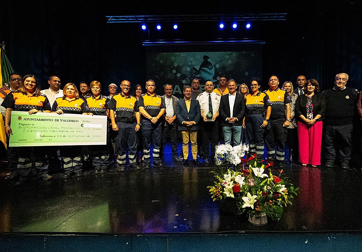 Acto de entrega de La Manzana de Oro de Valleseco.