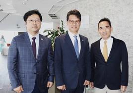 Vice cónsul y cónsul de Corea y cónsul de Japón en Canarias.
