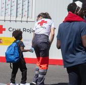 Canarias asume un sobrecoste de 14 millones de euros para atender a los menores inmigrantes