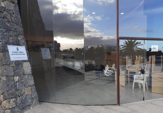 Centro Cívico de Costa Teguise, sin día de apertura medio año después