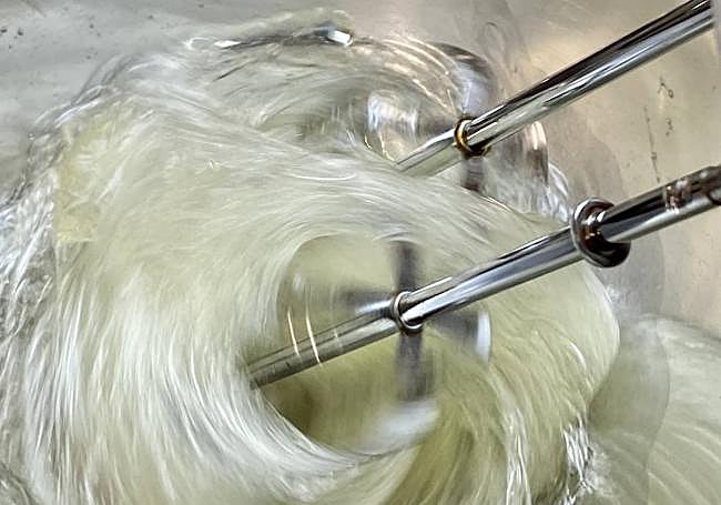 Batimos las claras a punto de nieve