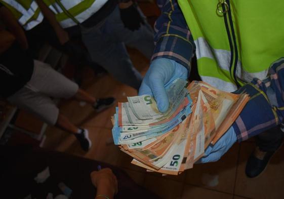 Cae una red criminal de tráfico de anabolizantes y blanqueo de capitales con actividad en Canarias
