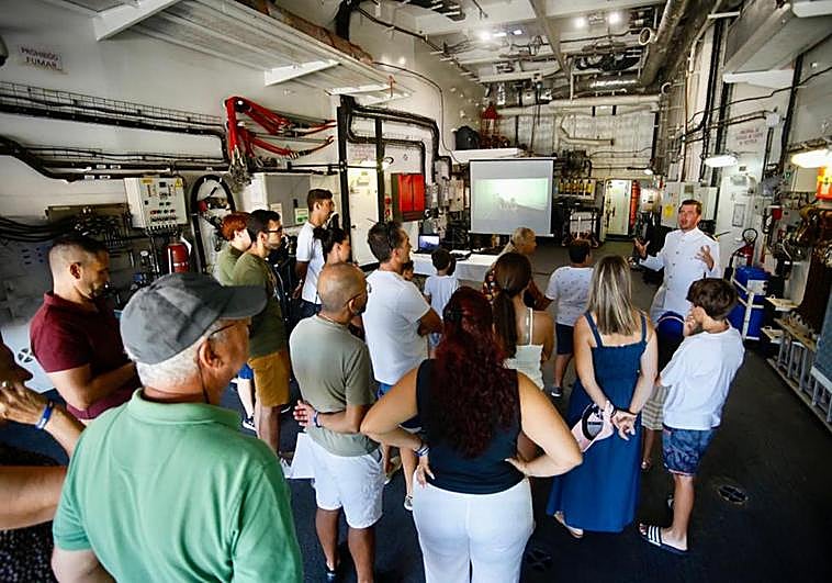 Imagen de la jornada de puertas abiertas en la base naval.
