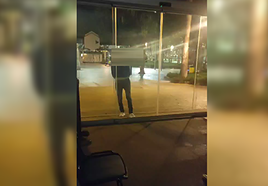 Imagen del altercado en la comisaría de Santa Catalina.