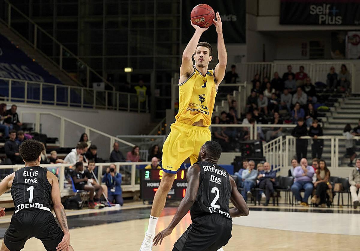 El Dreamland Gran Canaria vence en Italia y continúa invicto en Europa (73-87)