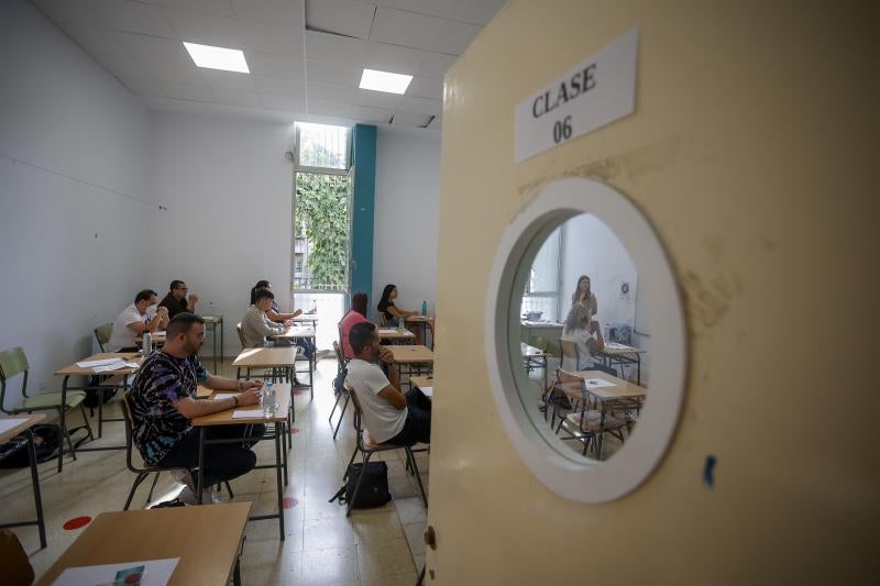 Foto de archivo de una clase en unas oposiciones docentes.