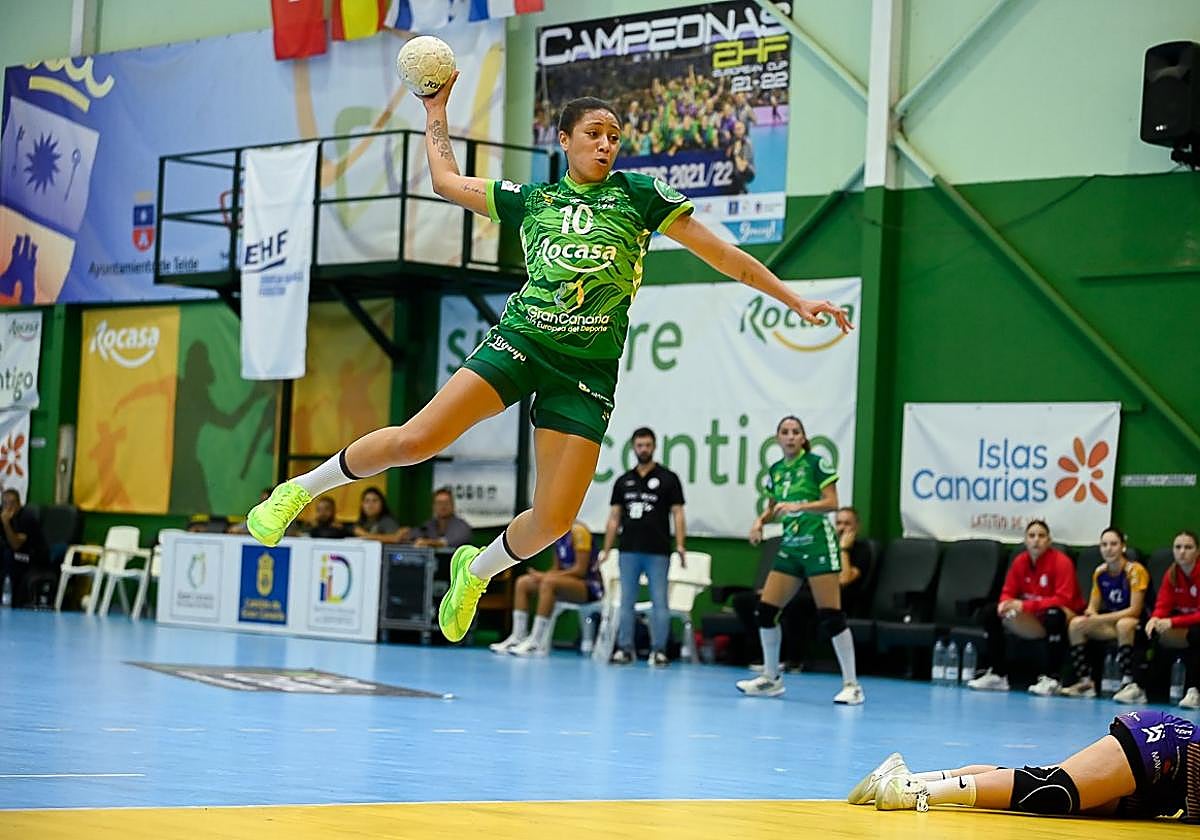 El Rocasa sufre pero doblega al Motive.co Gijón en casa.