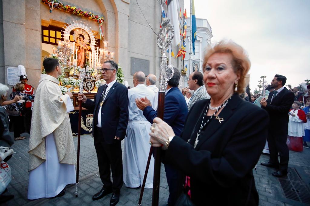La procesión de La Naval, en imágenes